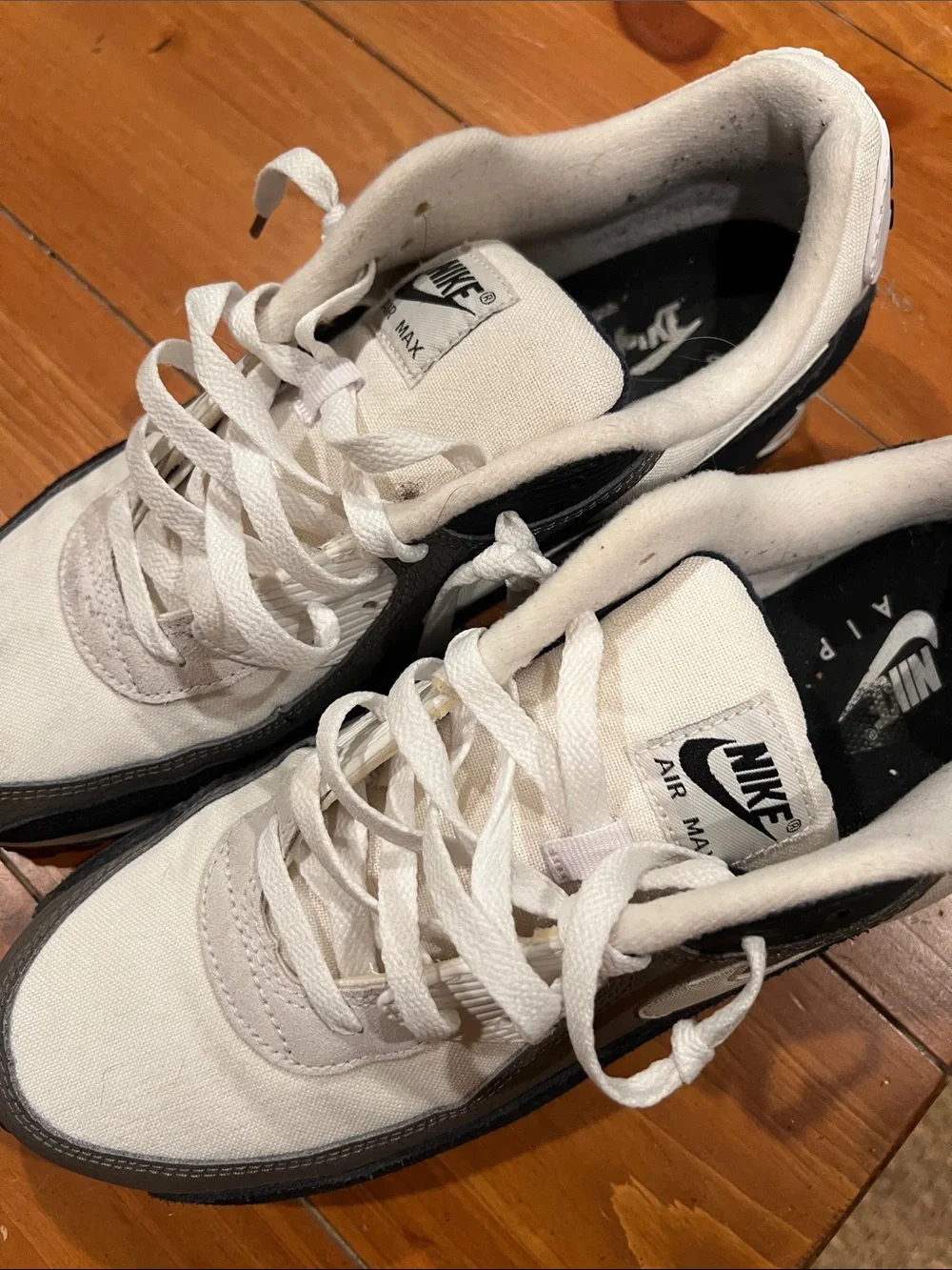 Nike Men’s Low-Top Sneakers — White and Black
